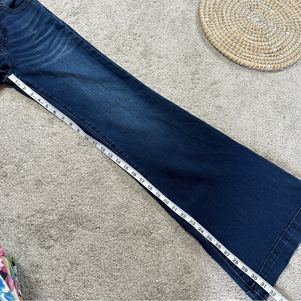 Shyanne Women’s Chandelier Pockets Flare Bootcut Jeans High Rise in Dark Wash 26 - Picture 16 of 16